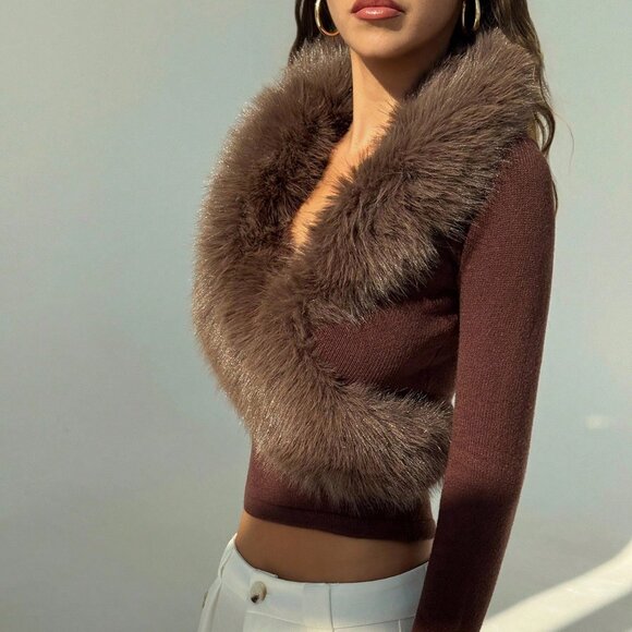 Coffee Brown Casual Women's V-Neck faux fur neckline Sweater top - Picture 4 of 7